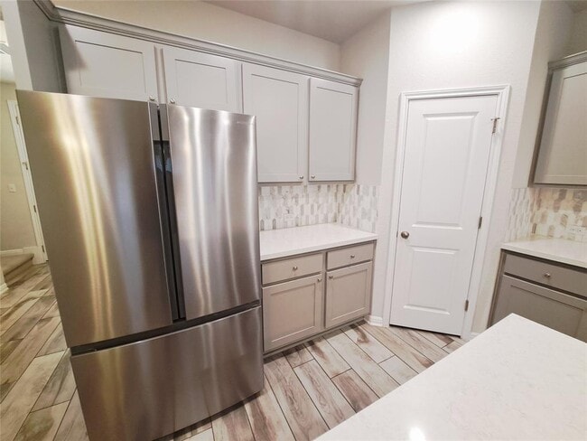 Building Photo - 309 Toddy Wy