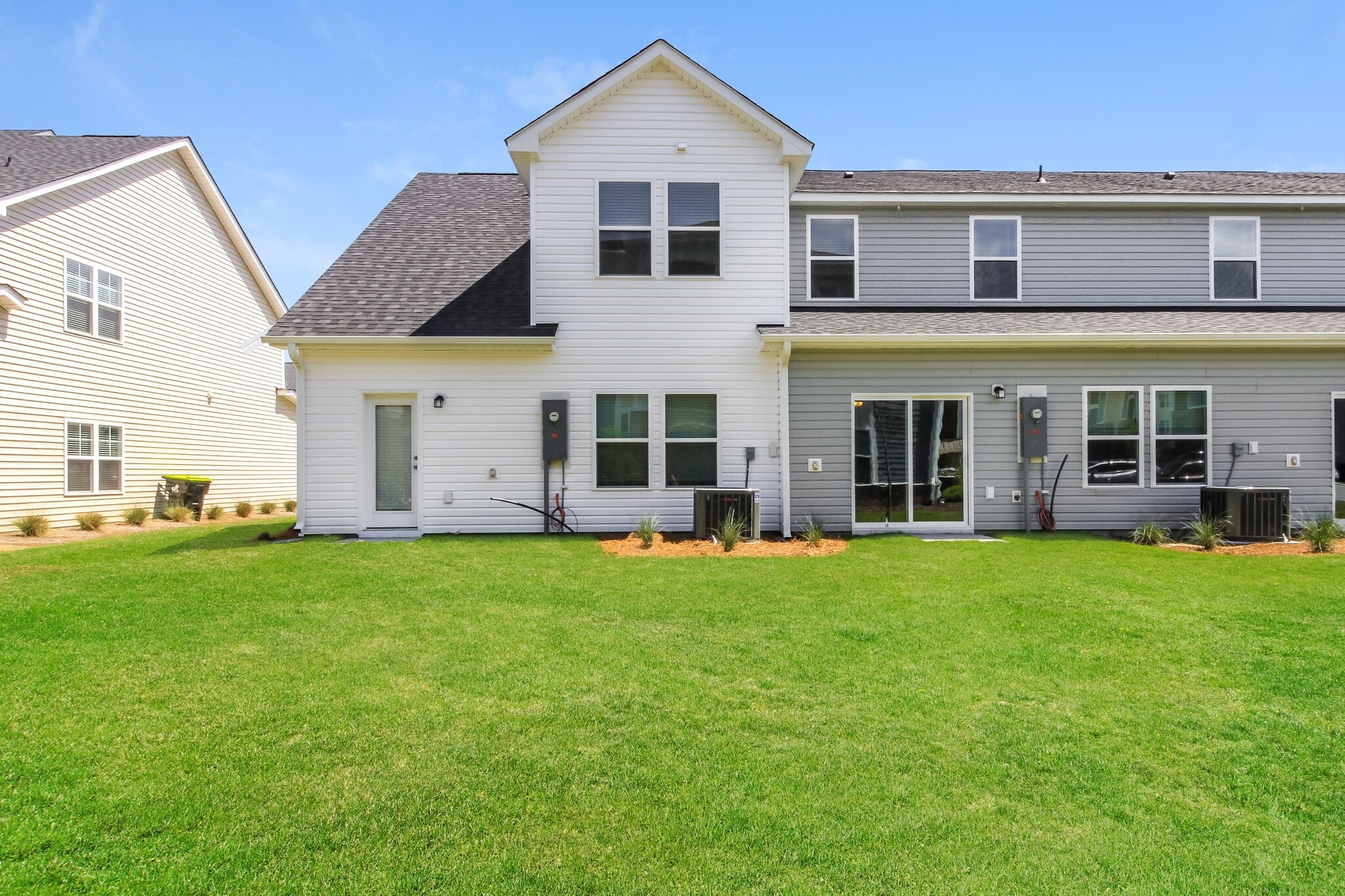 Building Photo - 7271 Bellacroft Dr
