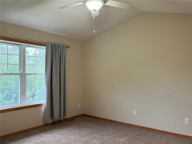 Building Photo - 16601 50th Ct N