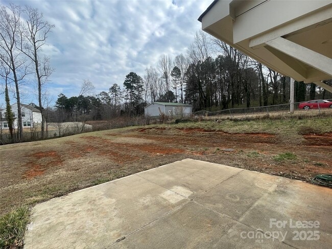 Building Photo - 423 Dallas Stanley Hwy