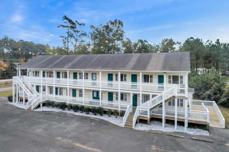 Building Photo - 1122 NC-210