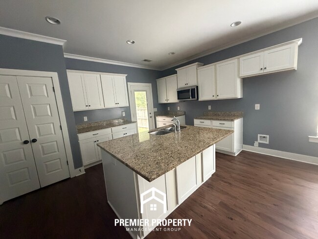 Building Photo - 4BR/2BA Birmingham Rental with Attached 1-Car Garage & Open Kitchen Island