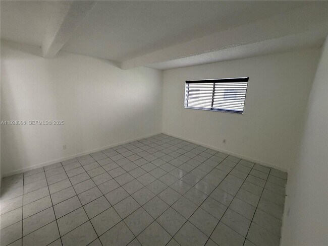 Building Photo - 1125 S Flagler Ave