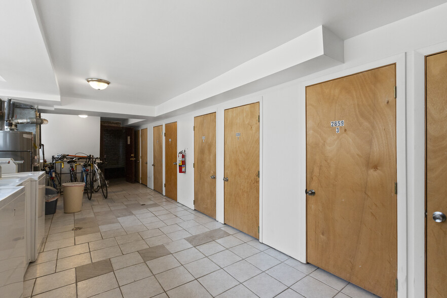 Building Photo - 1351 N Washtenaw Ave