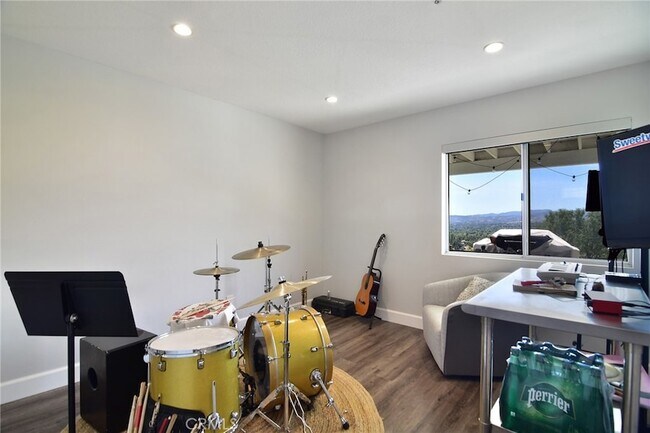 Building Photo - 24574 Overland Dr