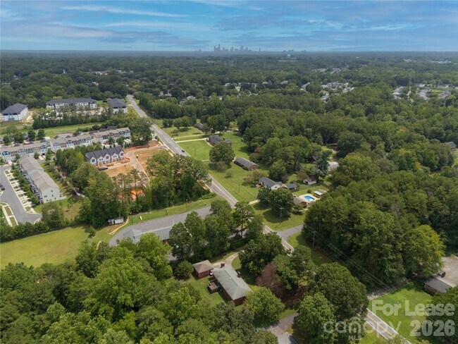 Building Photo - 6510 Pleasant Grove Rd