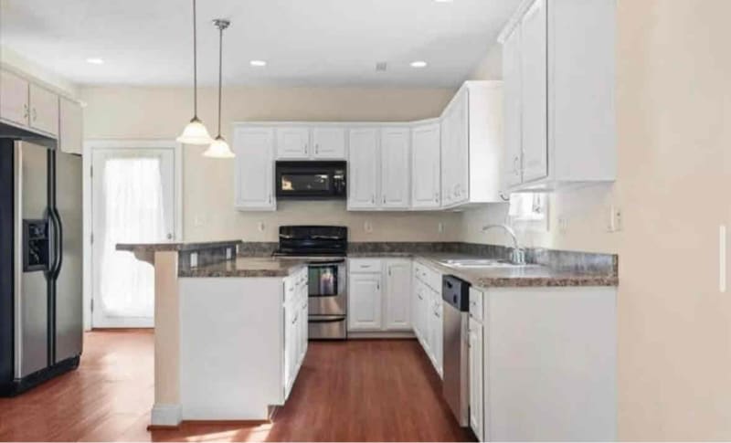 Building Photo - 105 Wyndsong Pl