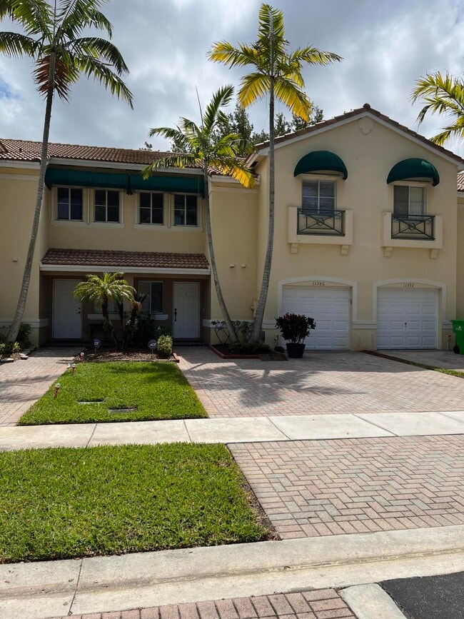 Building Photo - 11386 NW 33rd St