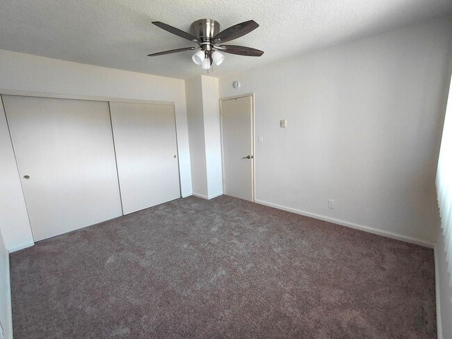 Building Photo - Memorial Apartments- Super Clean 2 Bedroom 1 Bath Apartment in Memorial Heights