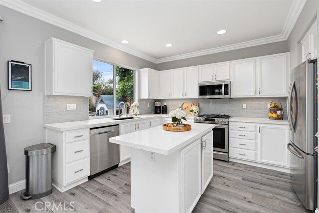 Building Photo - 19 Radiance Ln