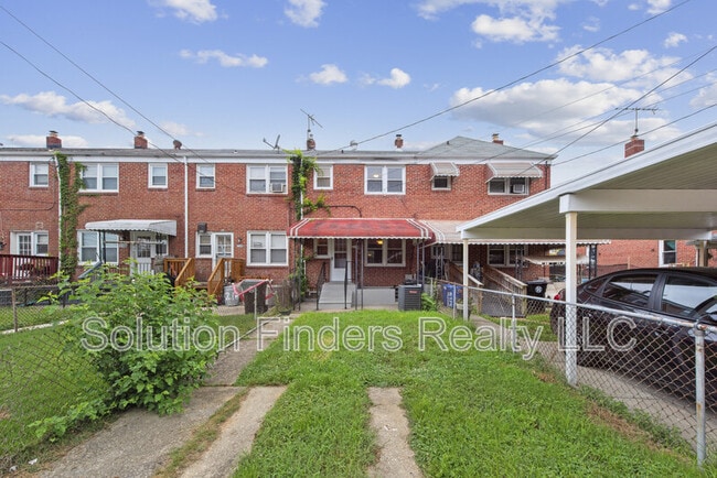 Building Photo - 2110 Coralthorn Rd
