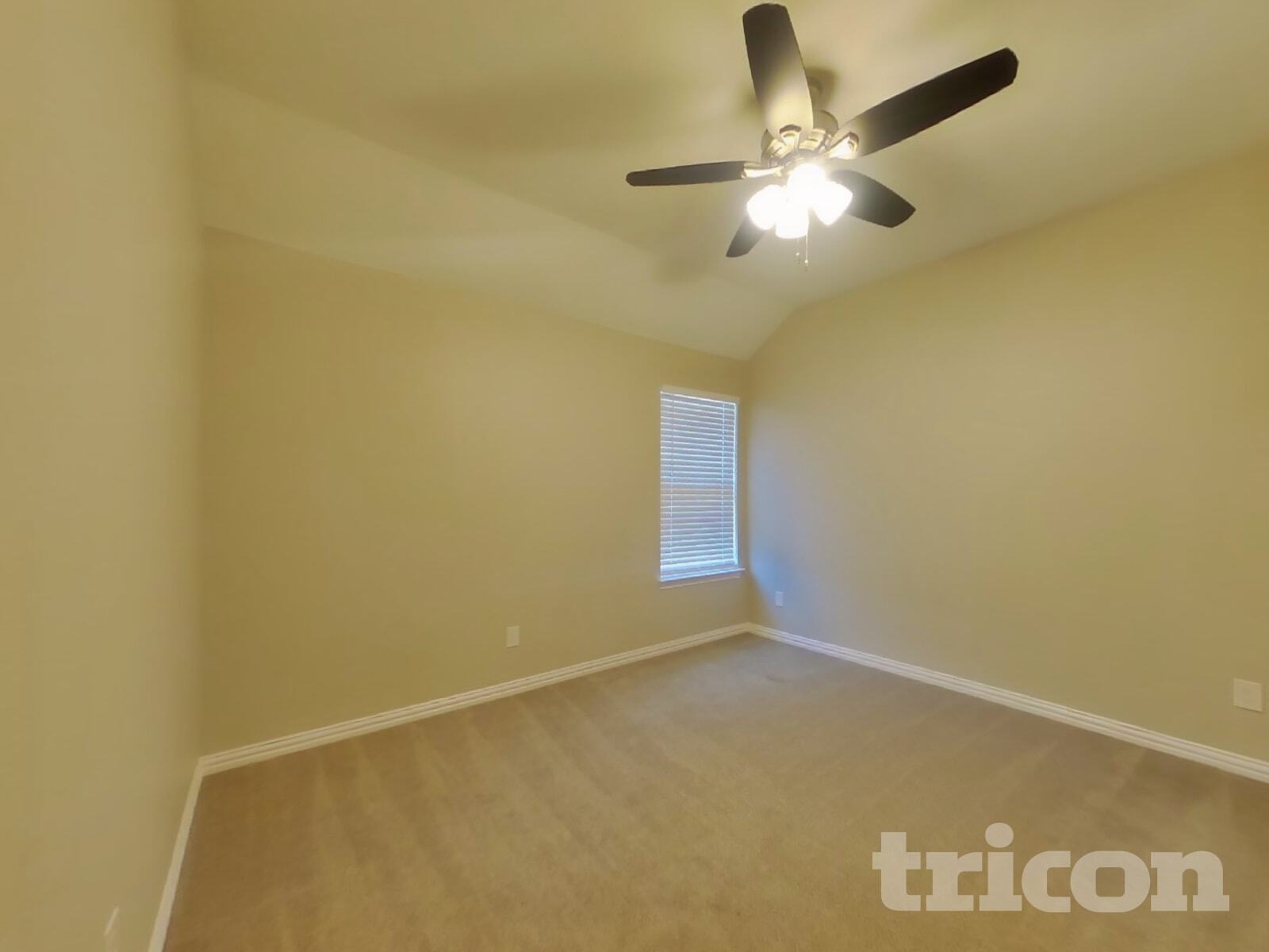 Building Photo - 8757 Royalwood Dr