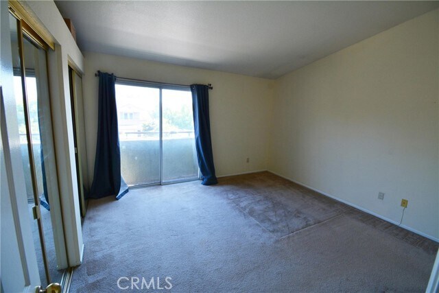 Building Photo - 7386 Greenhaven Ave