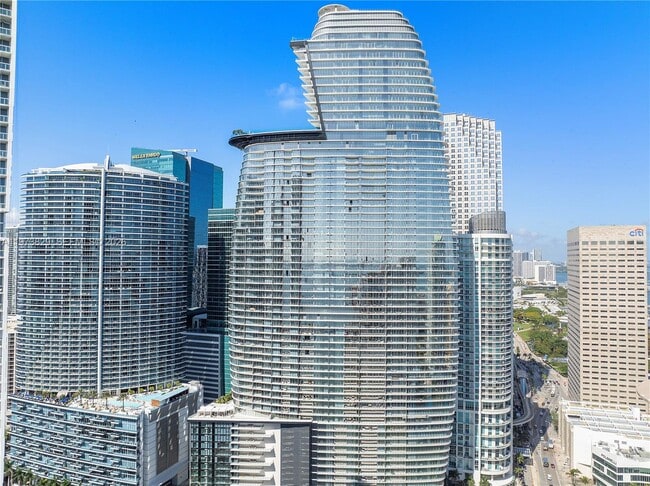 Building Photo - 300 Biscayne Blvd Way