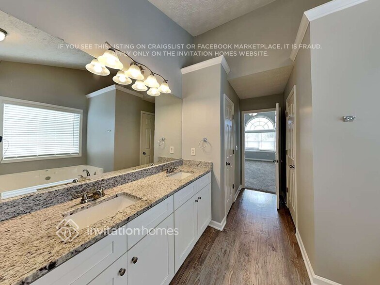 Building Photo - 167 Berkley Dr