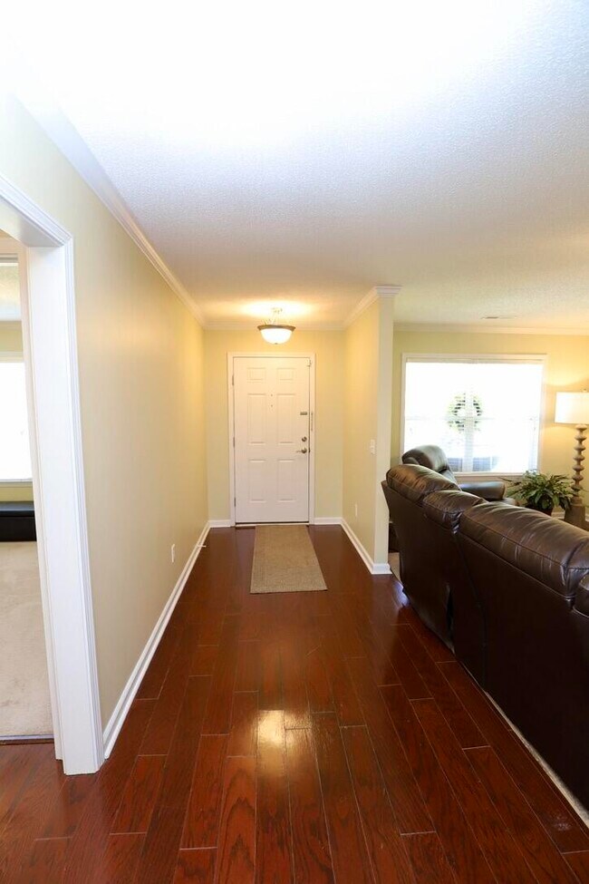 Building Photo - 3196 Daufaskie Rd