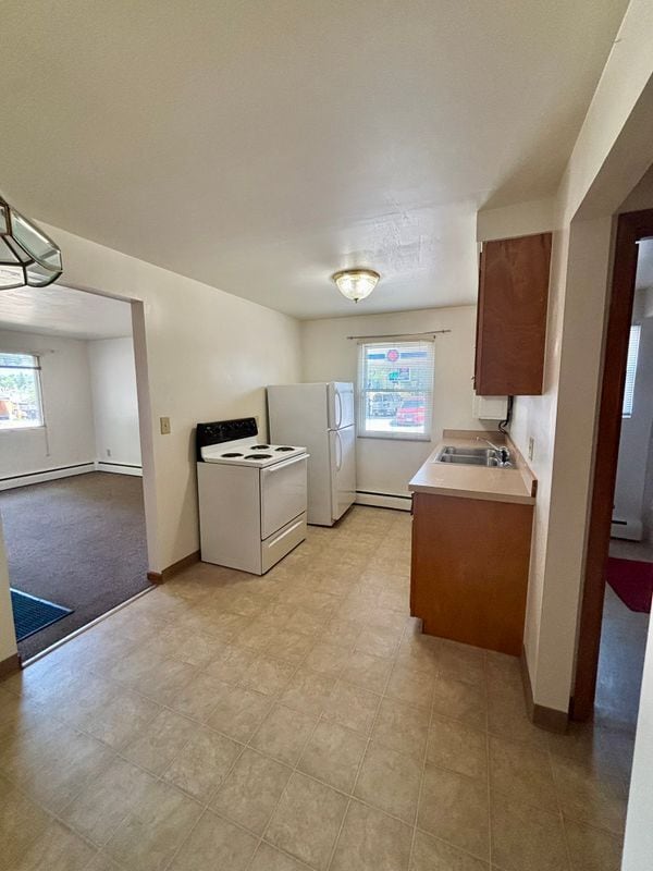 Building Photo - 5333 Broadway-Apartment 1 Broadway