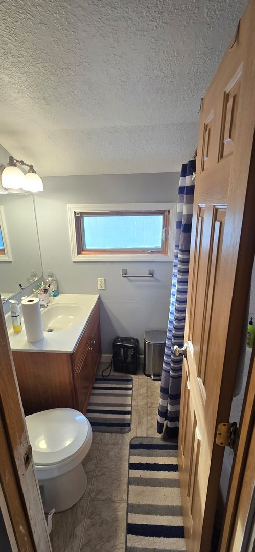 Building Photo - 808 2nd St