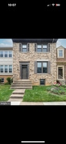 Building Photo - 2883 Kelly Sq
