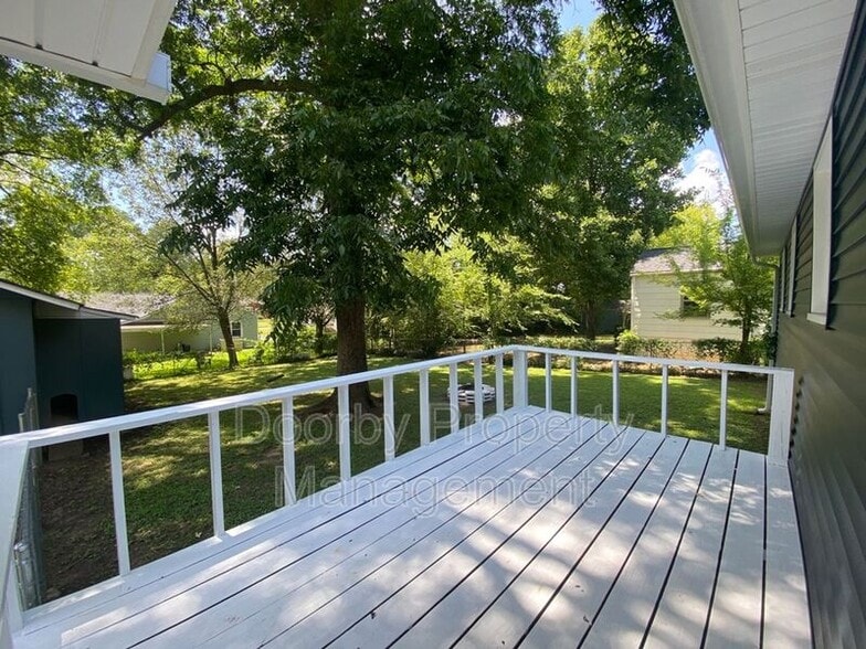Building Photo - 318 Williams Dr