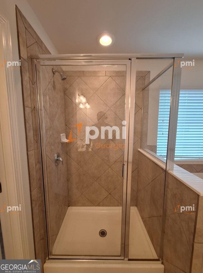 Building Photo - 7598 Bucknell Terrace