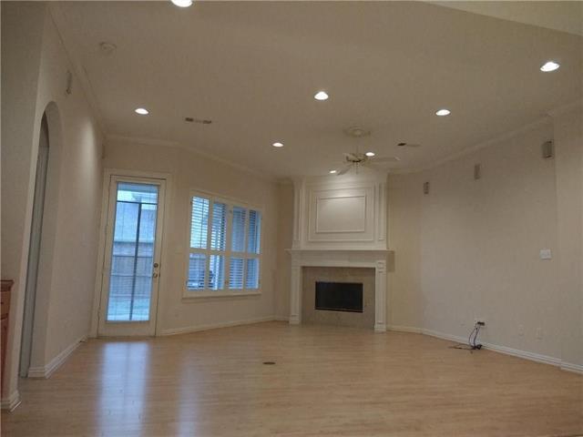 Building Photo - 609 Sunningdale