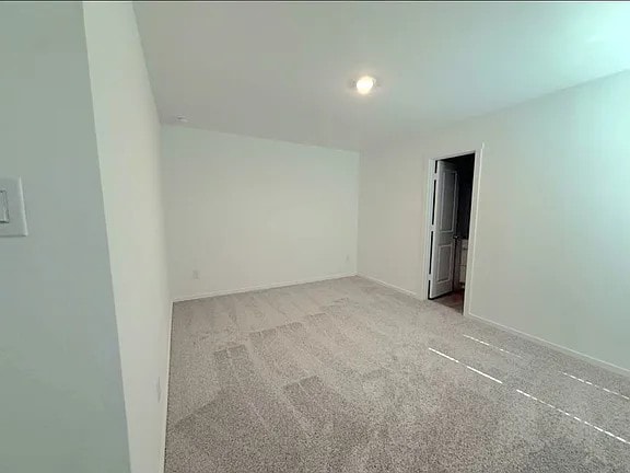 Building Photo - 827 Grebe Dr