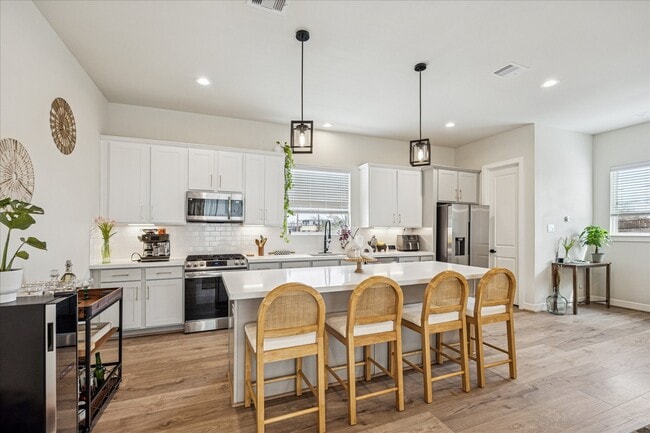 Building Photo - 4919 Avenue J