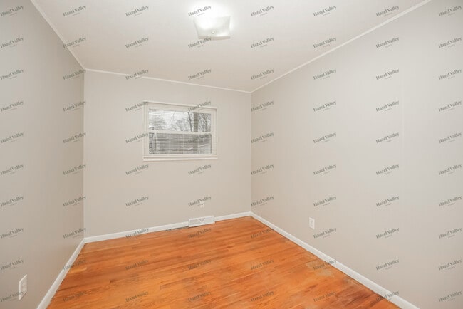 Building Photo - 23983 Delmere Dr