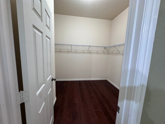 Building Photo - 25023 McBride Dr