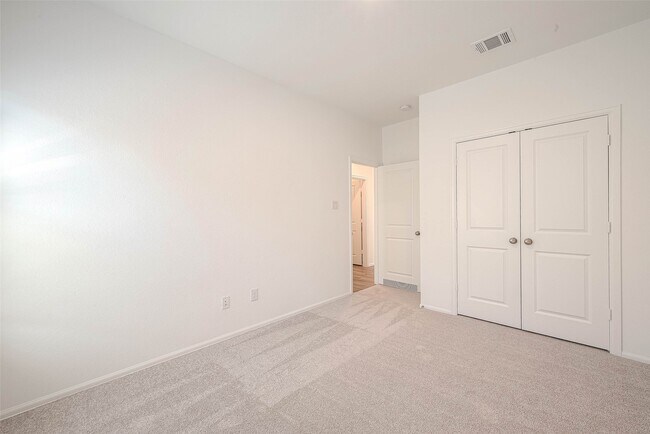 Building Photo - 5730 Knox Lndg Dr