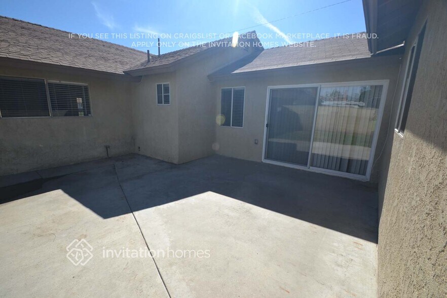 Building Photo - 12761 Harlow Ave