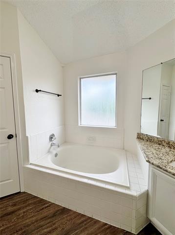 Building Photo - 835 Rockett Ln