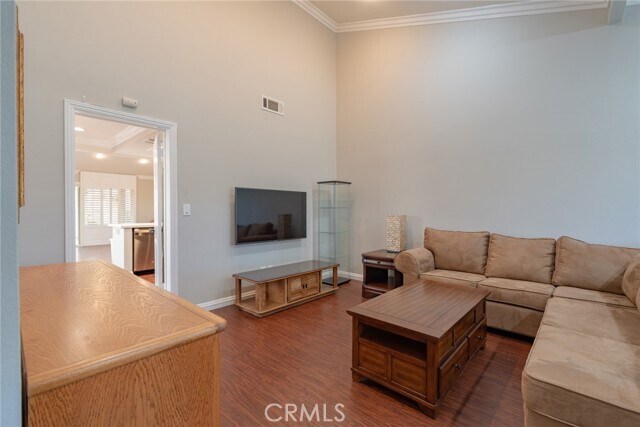 Building Photo - 15735 La Subida Dr