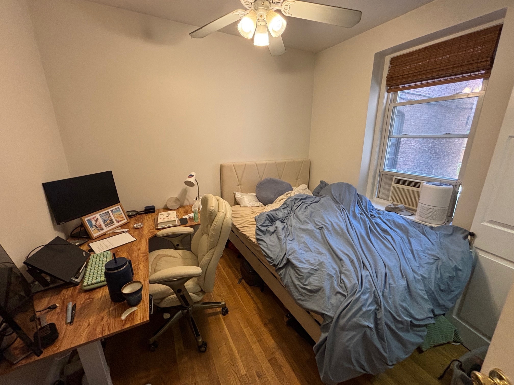 Building Photo - 19 Irving St