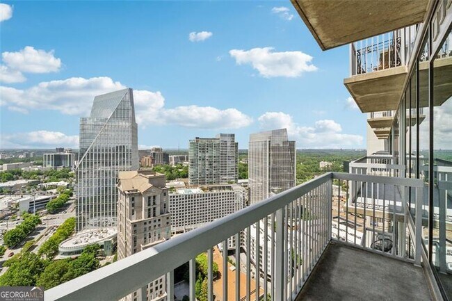 Building Photo - 3324 Peachtree Rd