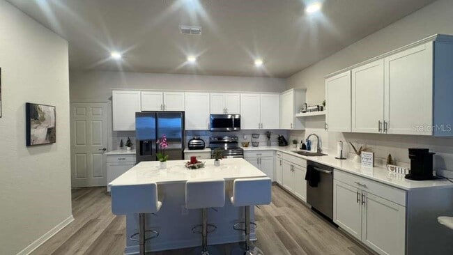 Building Photo - 416 Huckleberry Blossom Dr