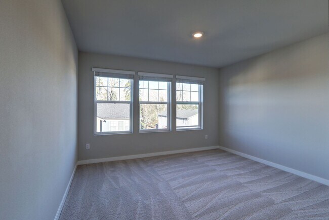 Building Photo - Beautiful 4bd, 3.25ba Home Available in Great Community!