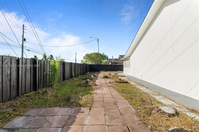 Building Photo - 13400 SW 182nd St