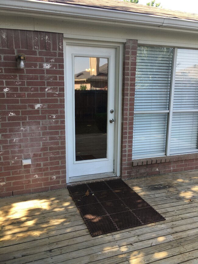 Back door - 5611 Northstar Ln