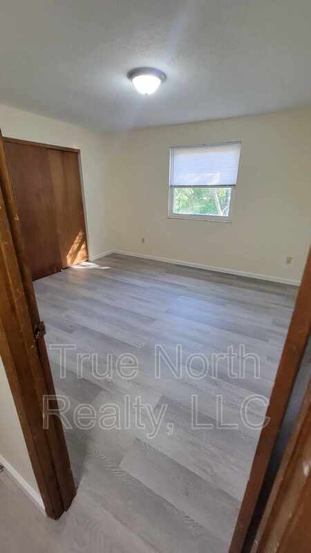 Building Photo - 3102 Jackielane Dr