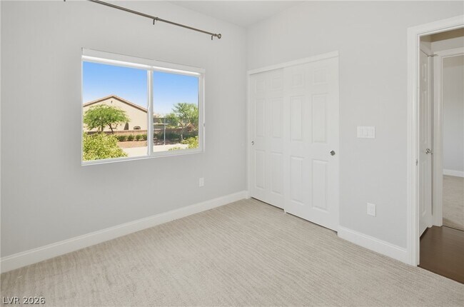 Building Photo - 5736 W Brimstone Hill Ave