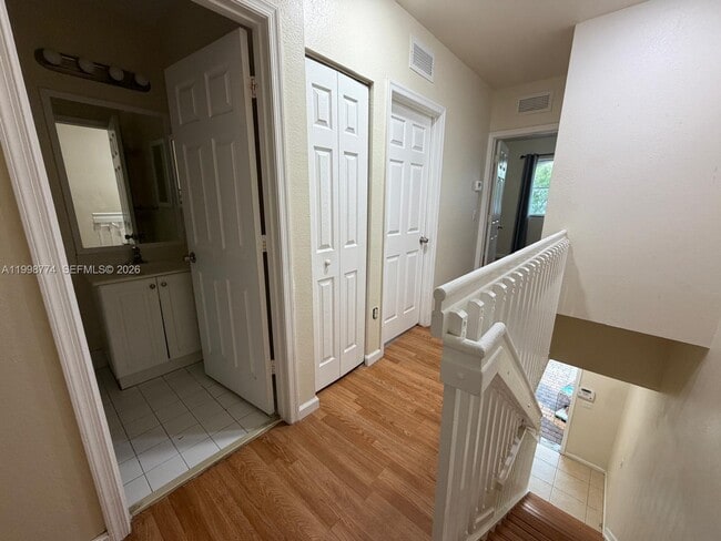 Building Photo - 8246 SW 27th St