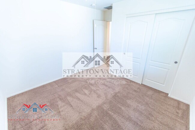 Building Photo - 21139 E Cherrywood Dr