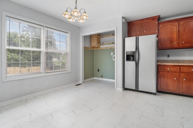 Building Photo - 3685 S Jot Dr