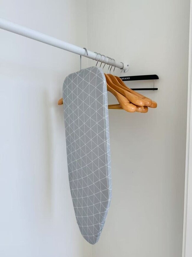 Building Photo - 35-32 Leavitt St