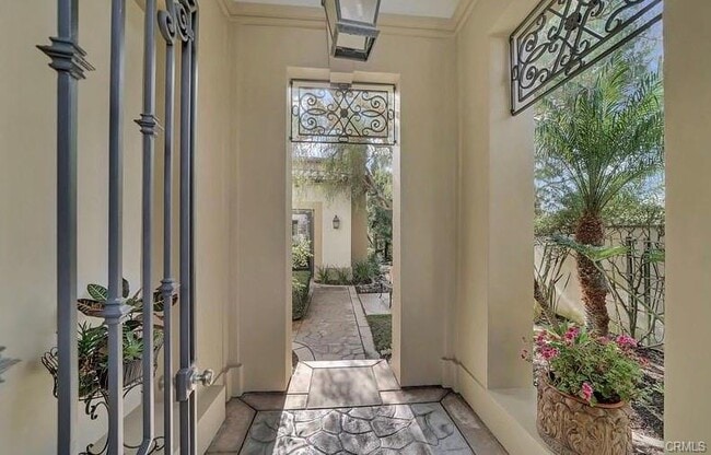 Building Photo - 36 Via Rubino