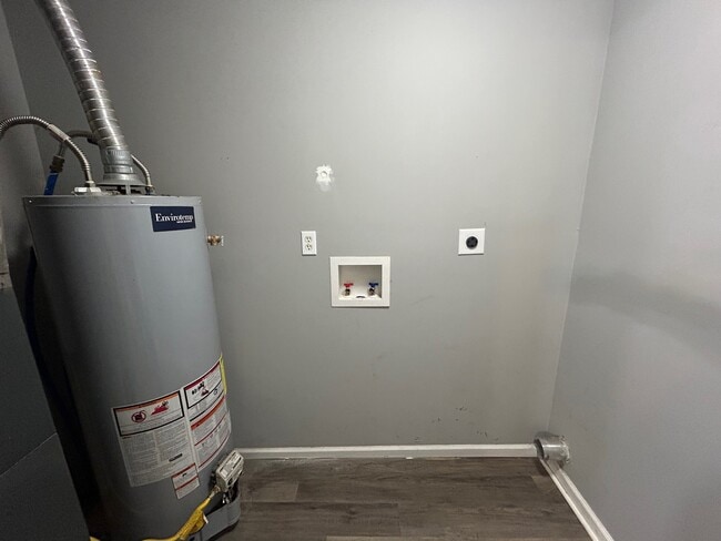 Building Photo - 3960 Craig Ave