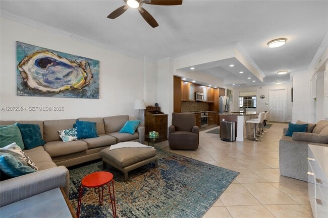 Building Photo - 4445 El Mar Dr