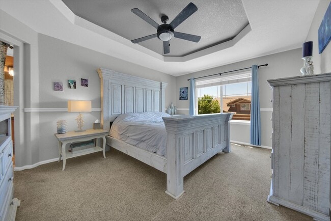 Building Photo - Welcome Home to this beautiful 5-bedroom h...